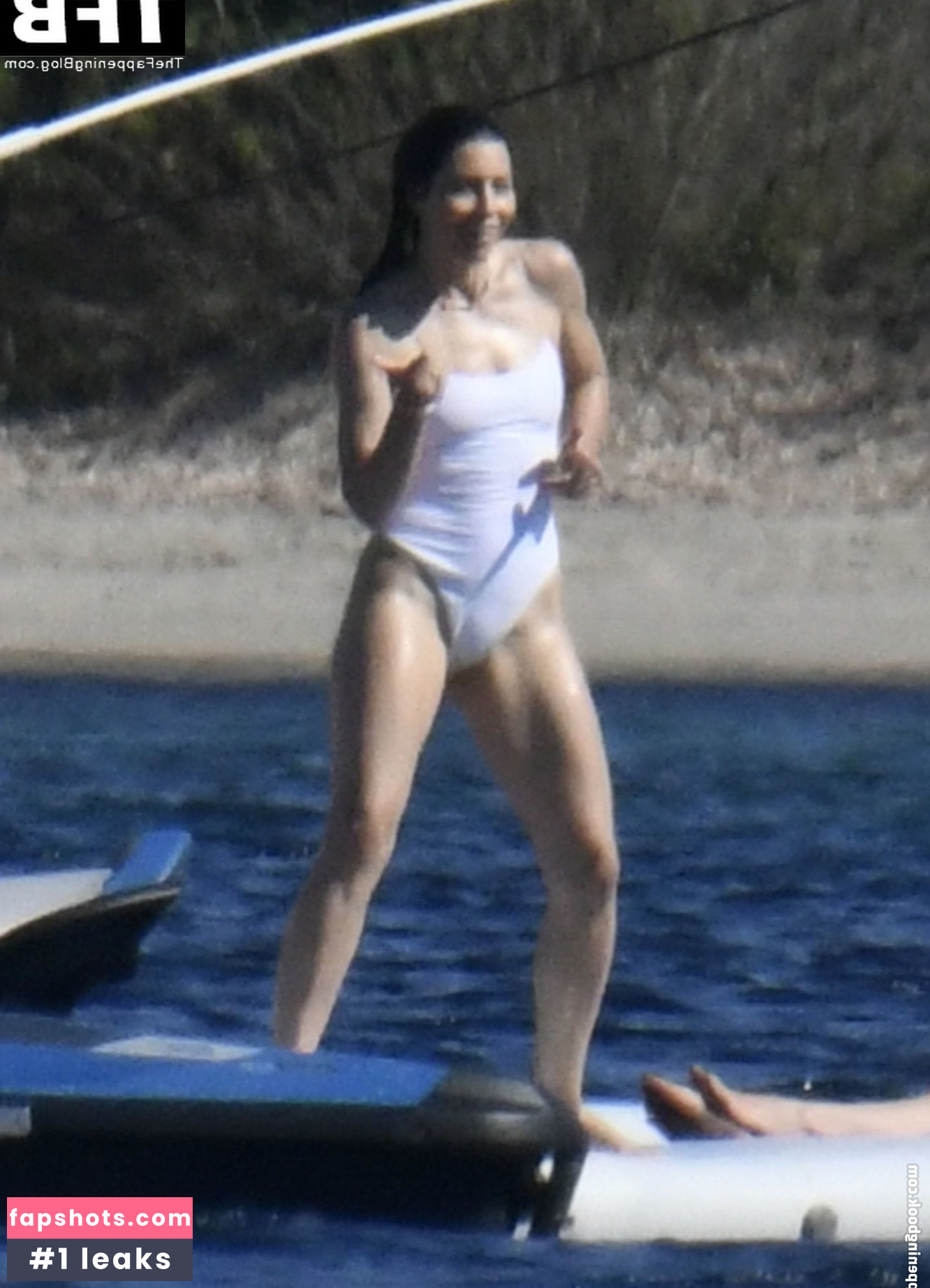 Jessica Biel gallery photo #368