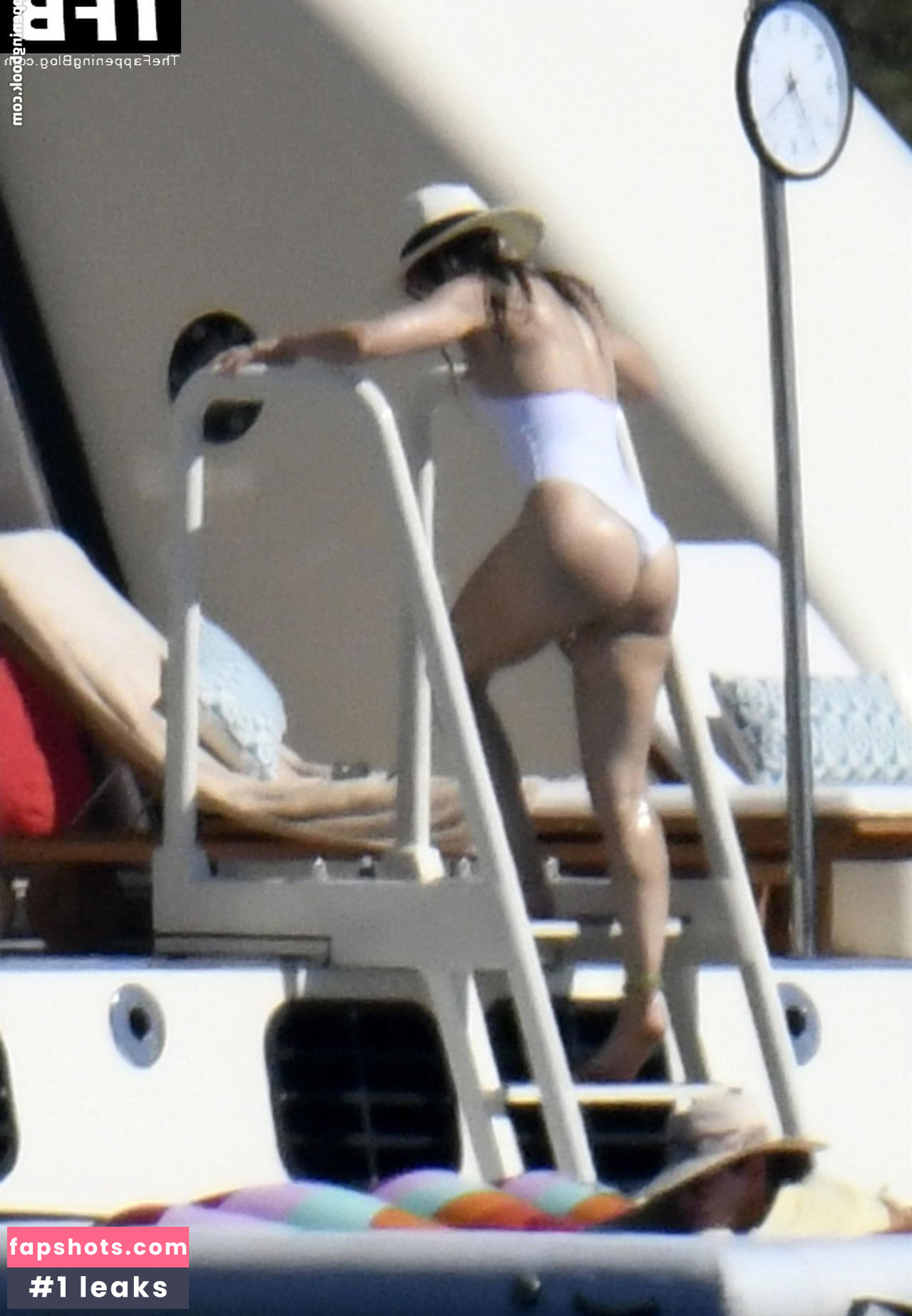 Jessica Biel gallery photo #374