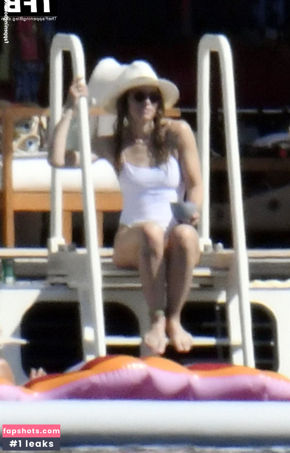 Jessica Biel gallery photo #382