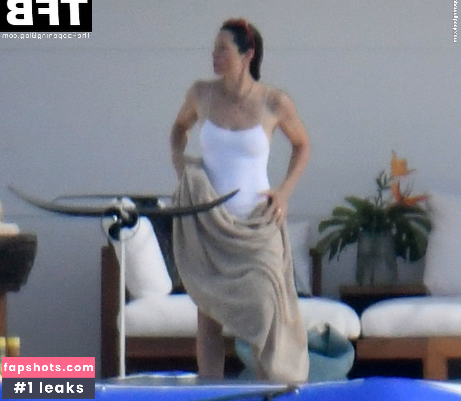 Jessica Biel gallery photo #400