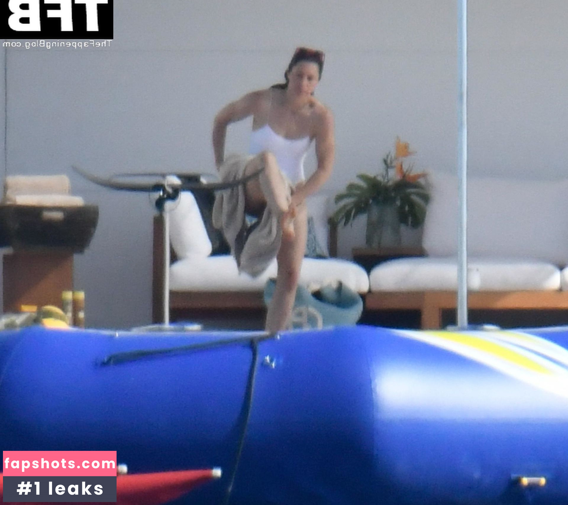 Jessica Biel gallery photo #402