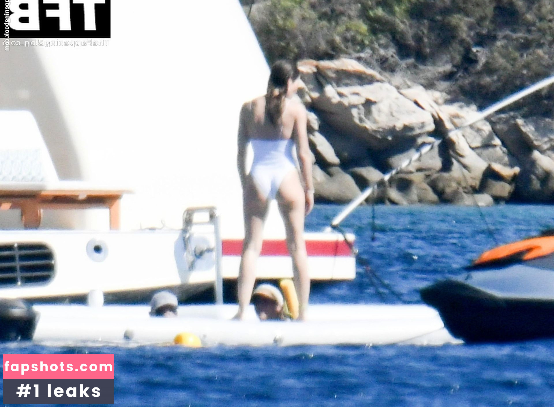 Jessica Biel gallery photo #412