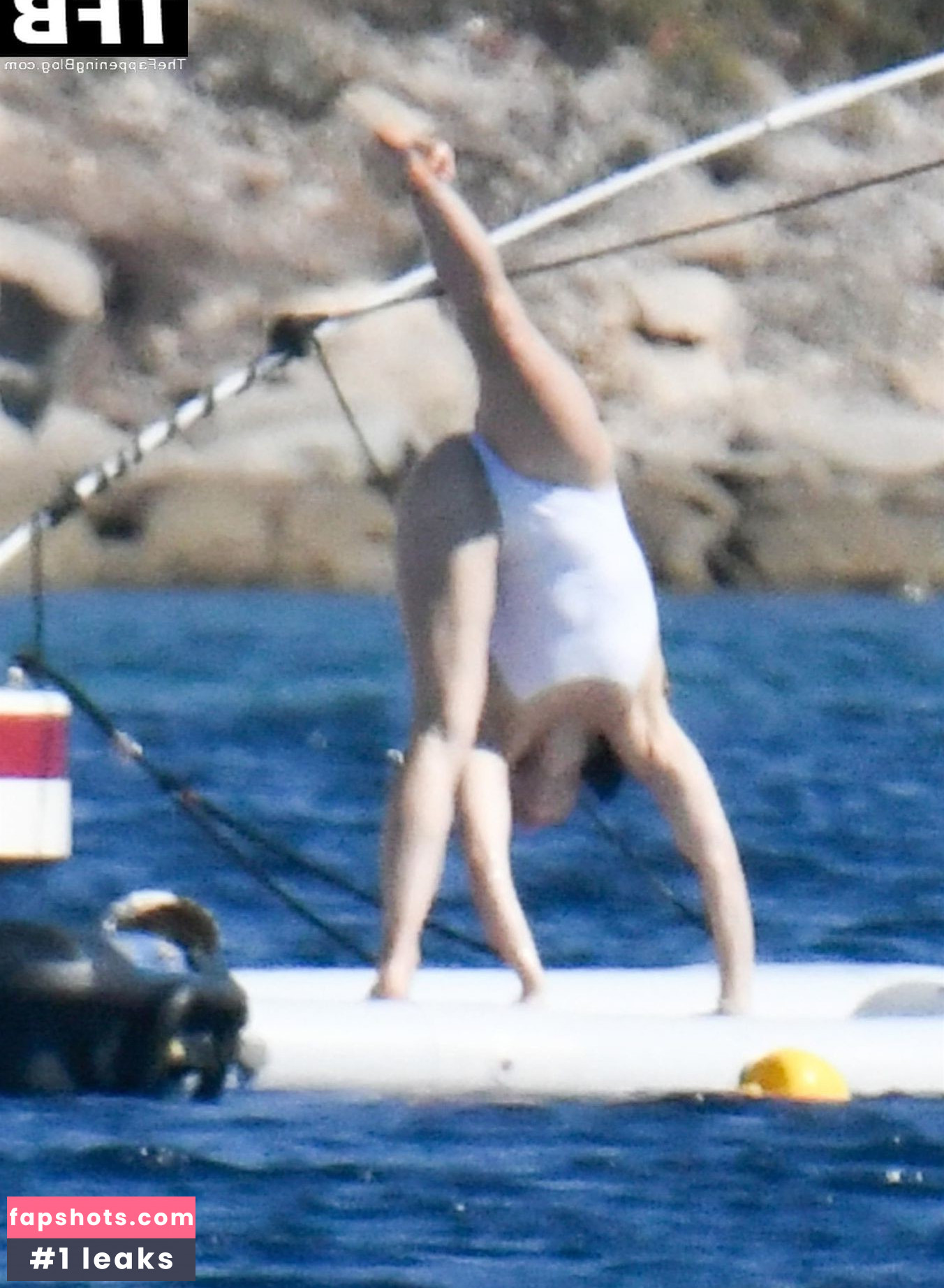 Jessica Biel gallery photo #416