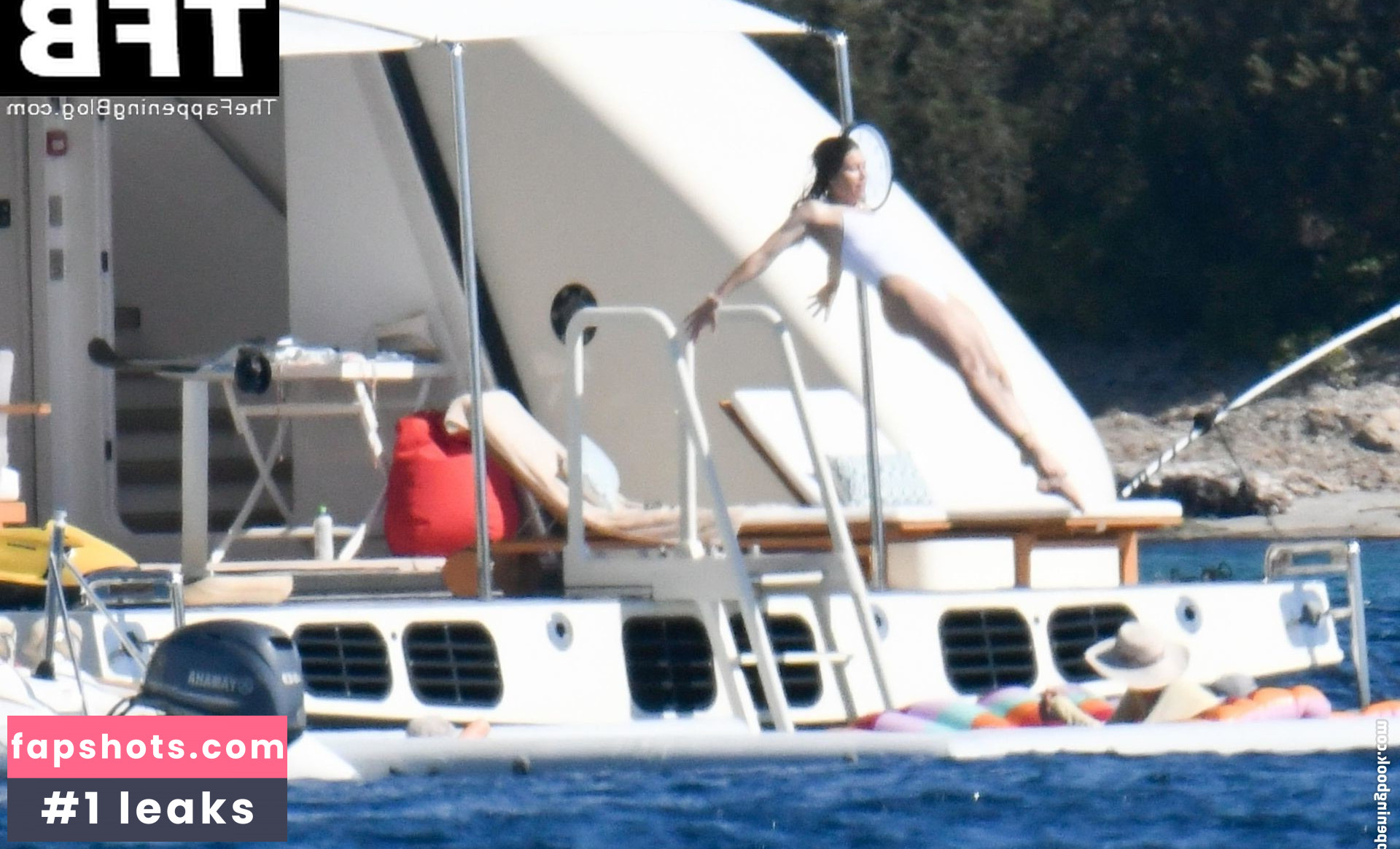 Jessica Biel gallery photo #434