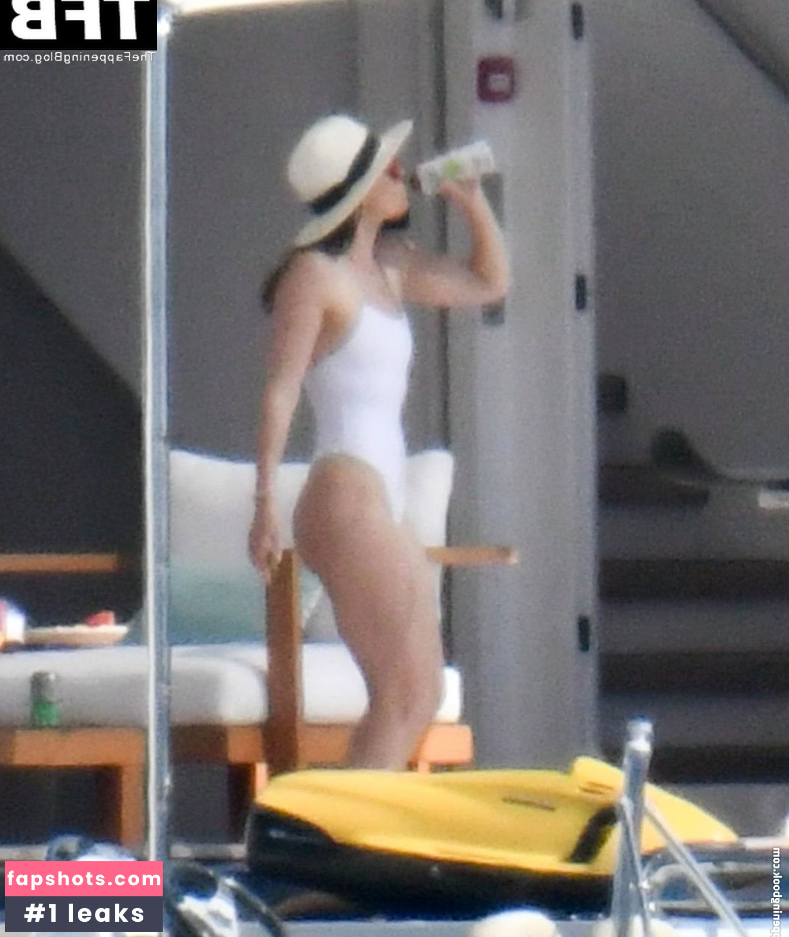 Jessica Biel gallery photo #438