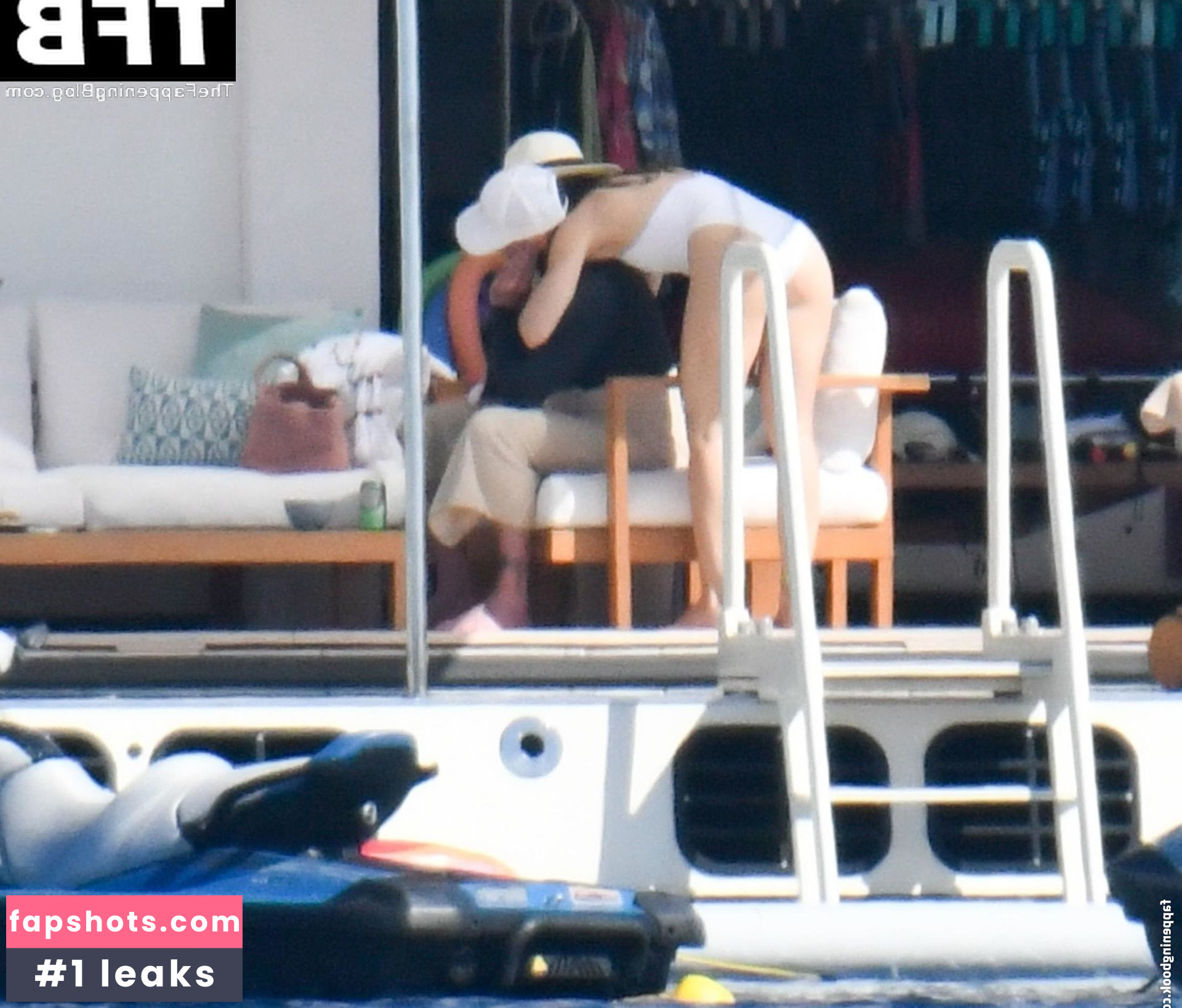 Jessica Biel gallery photo #448