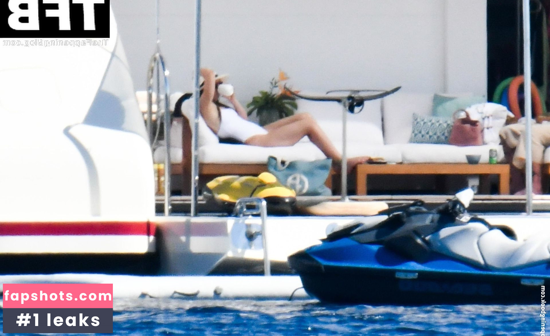 Jessica Biel gallery photo #457