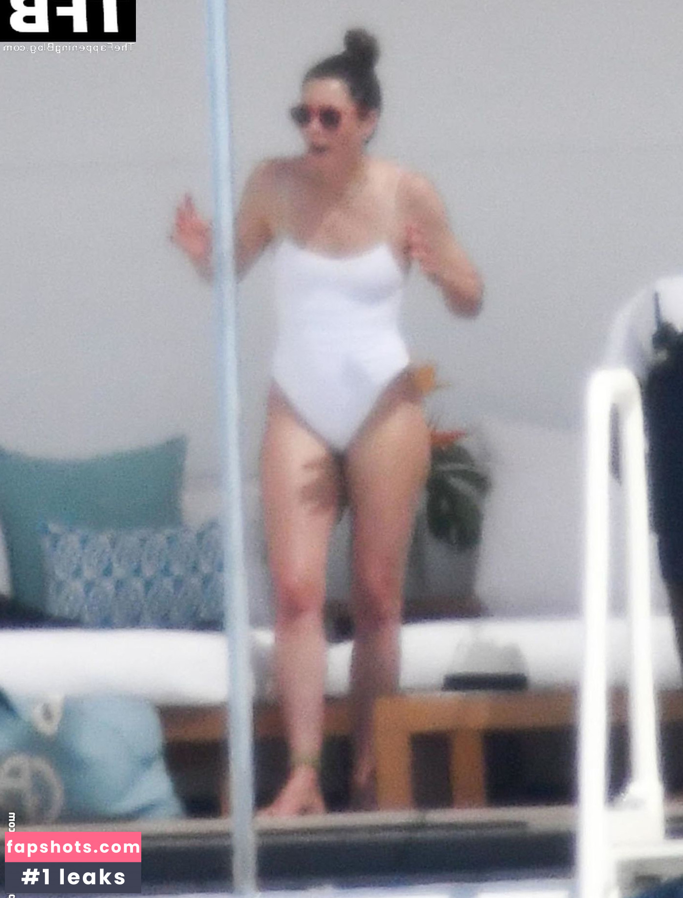 Jessica Biel gallery photo #475