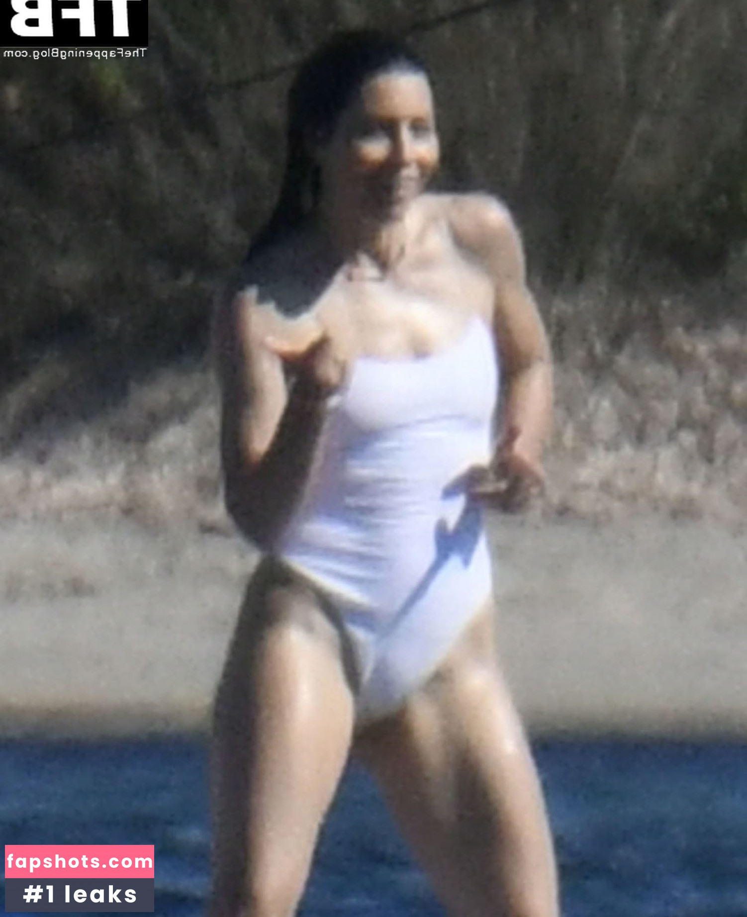 Jessica Biel gallery photo #478