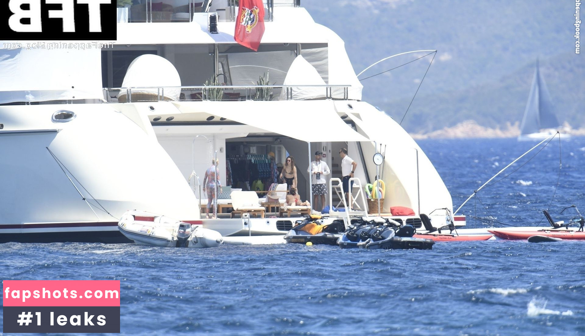 Jessica Biel gallery photo #479