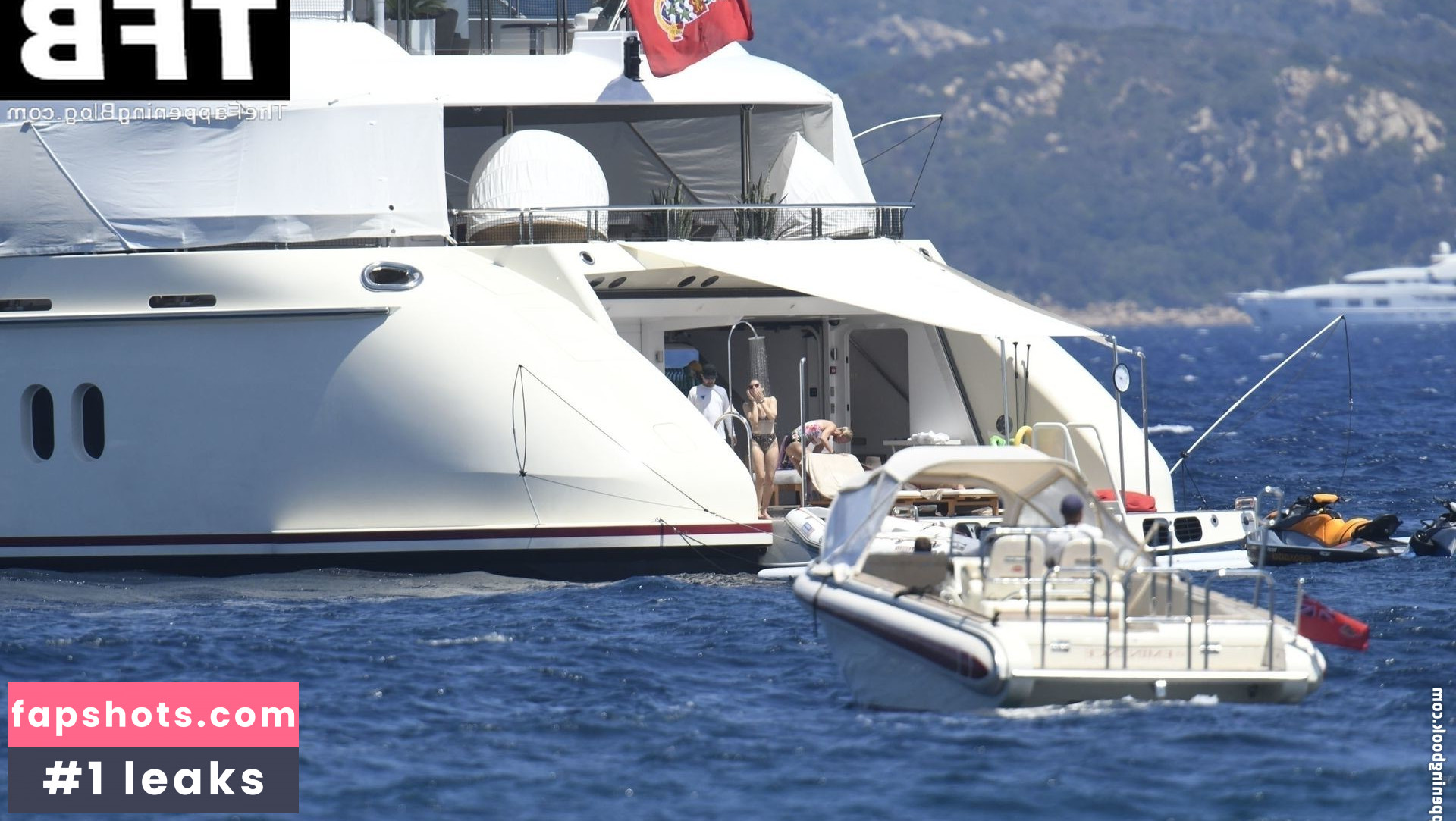 Jessica Biel gallery photo #486