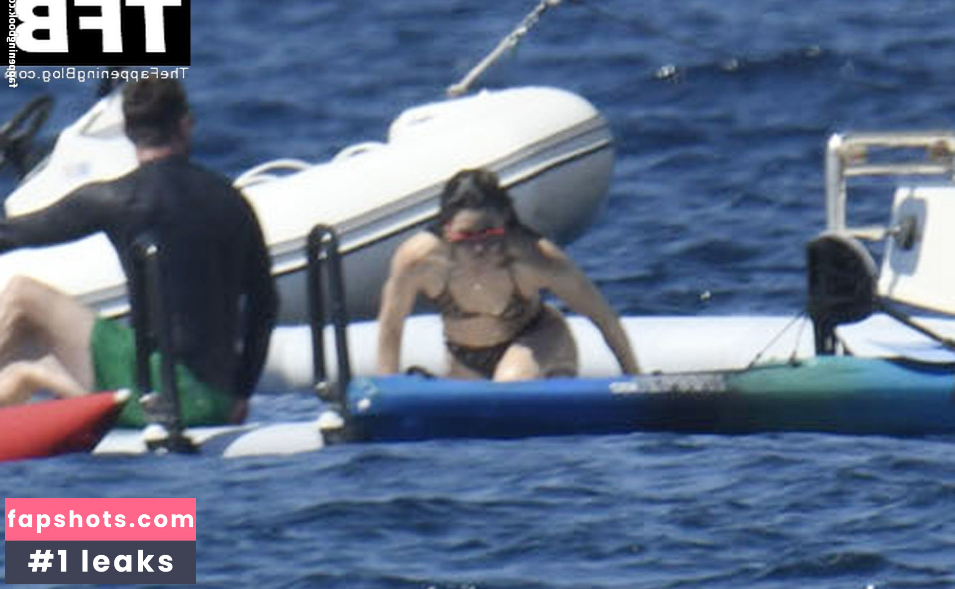 Jessica Biel gallery photo #497