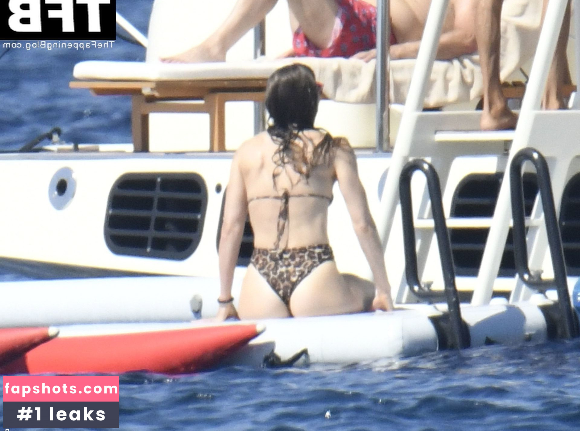 Jessica Biel gallery photo #540