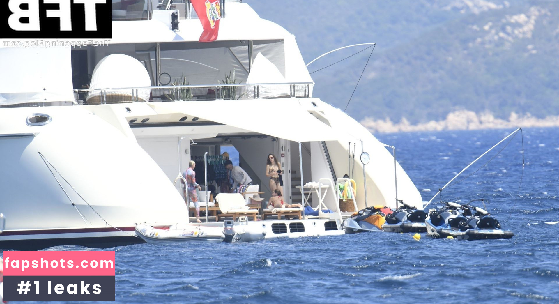 Jessica Biel gallery photo #547