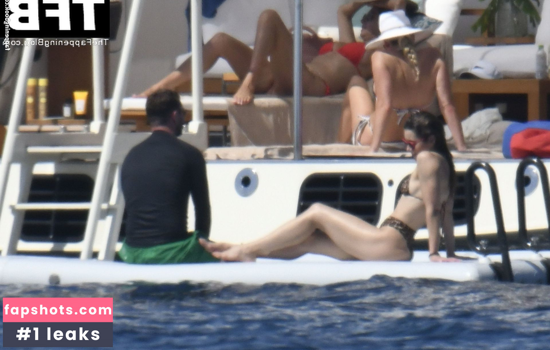 Jessica Biel gallery photo #559