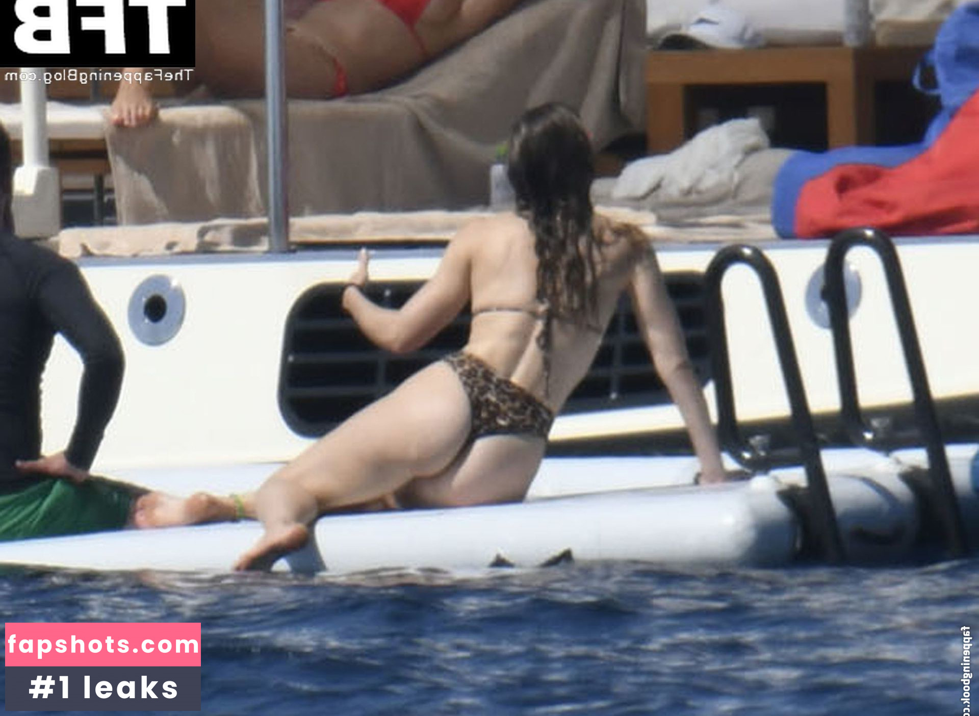 Jessica Biel gallery photo #562