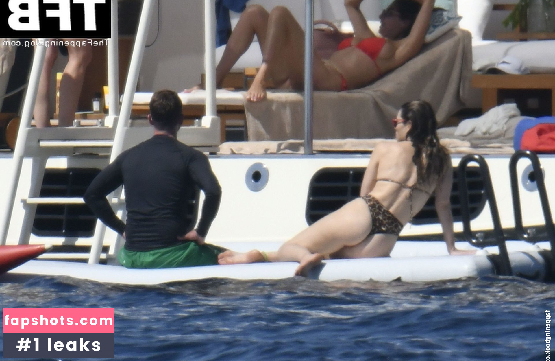 Jessica Biel gallery photo #568