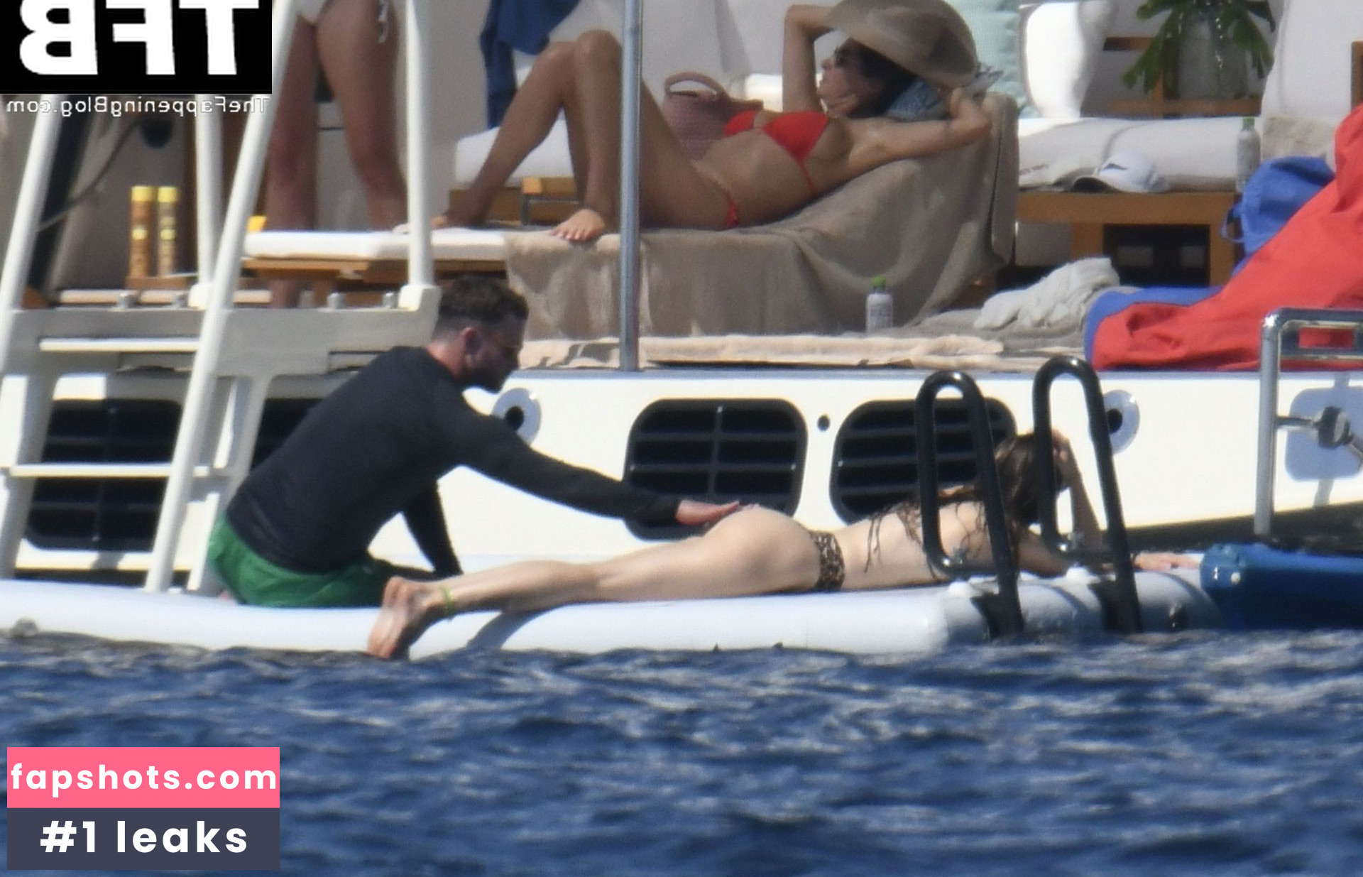 Jessica Biel gallery photo #573