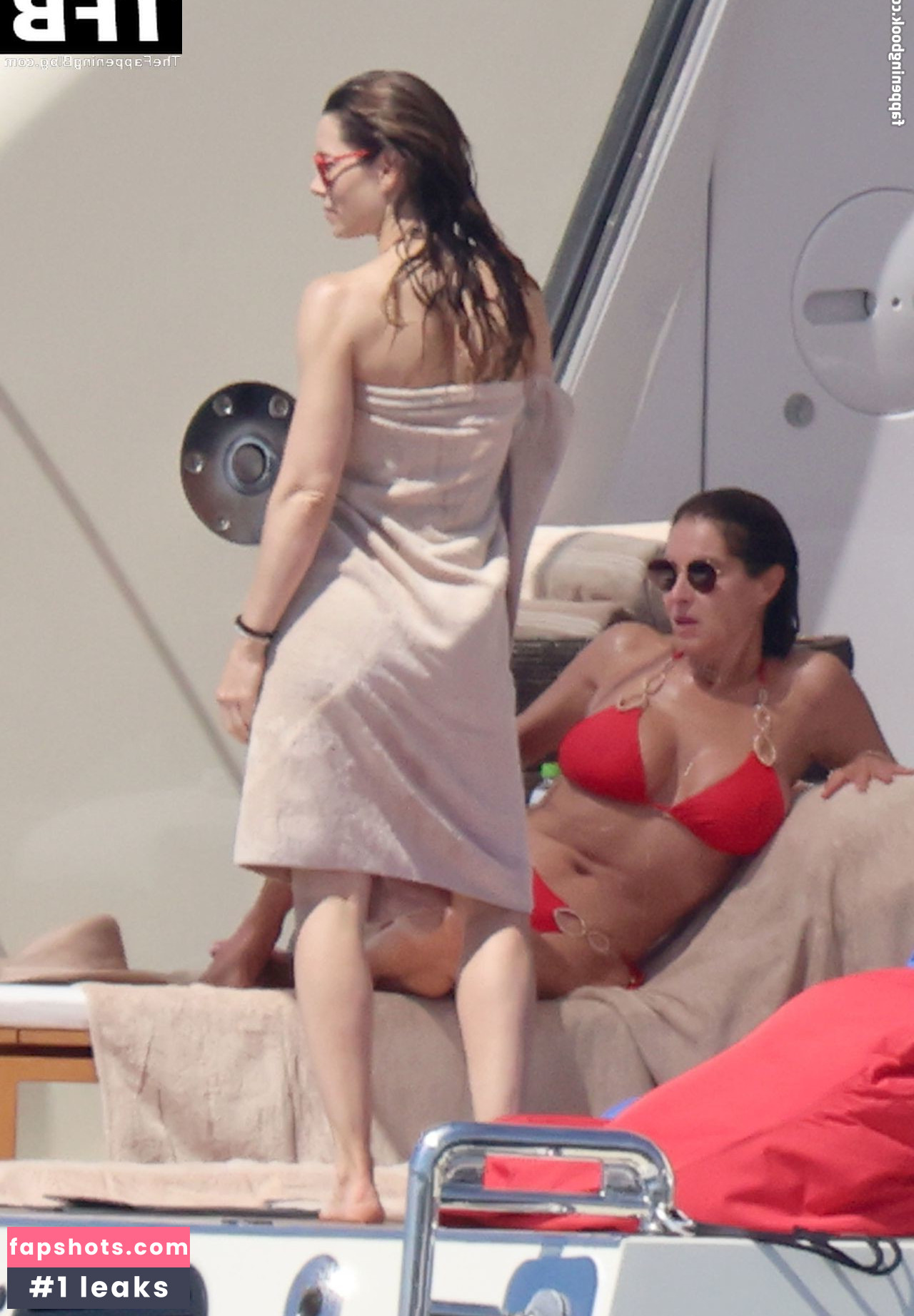 Jessica Biel gallery photo #736