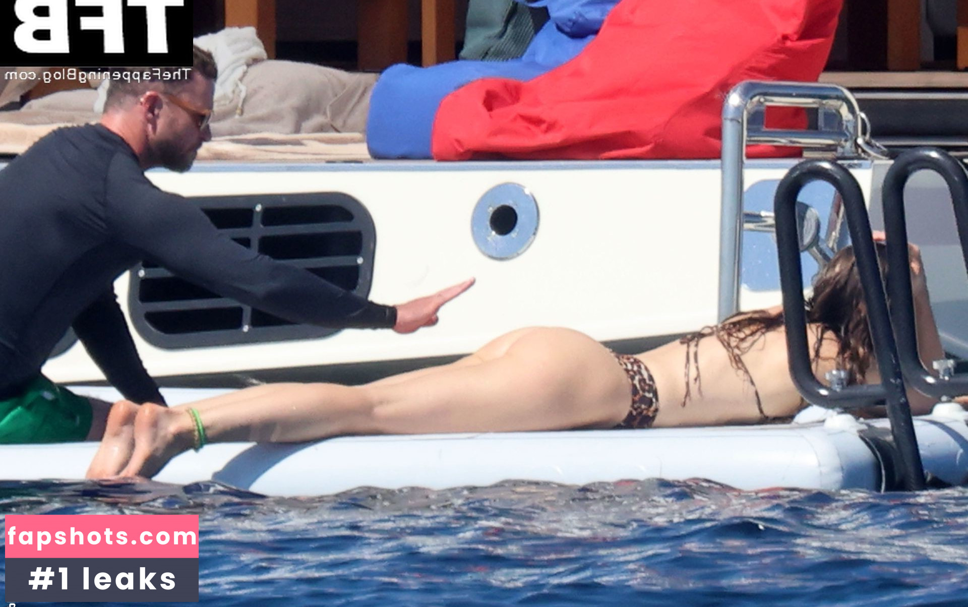 Jessica Biel gallery photo #754