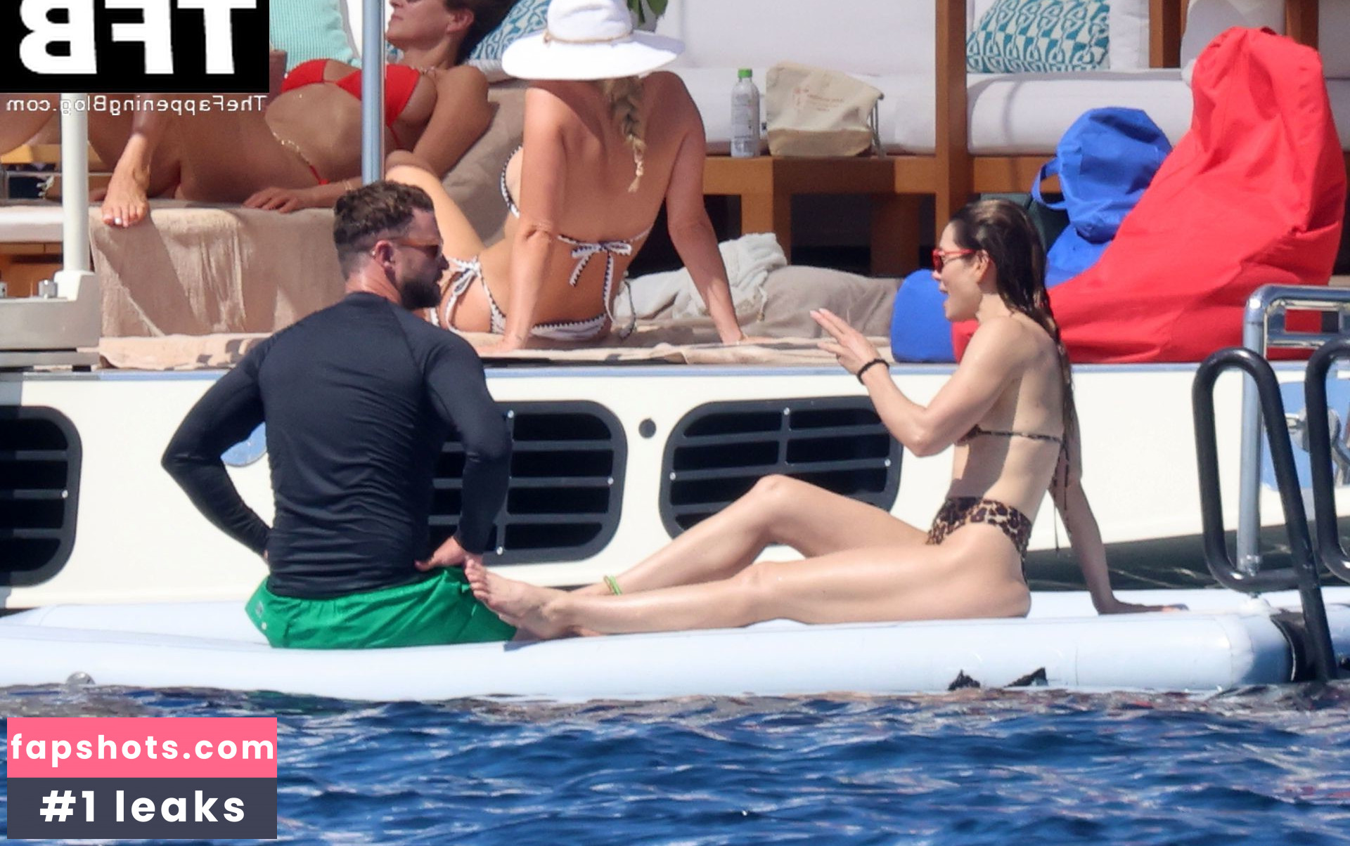 Jessica Biel gallery photo #763