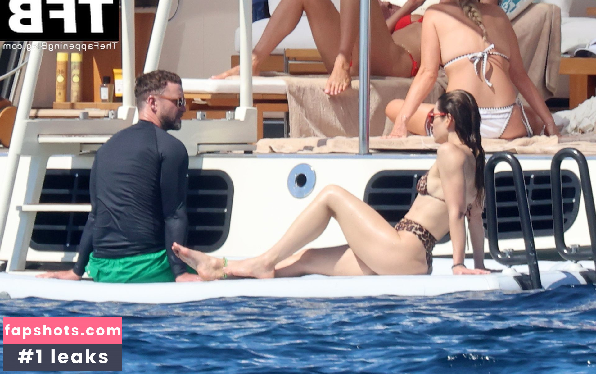 Jessica Biel gallery photo #767