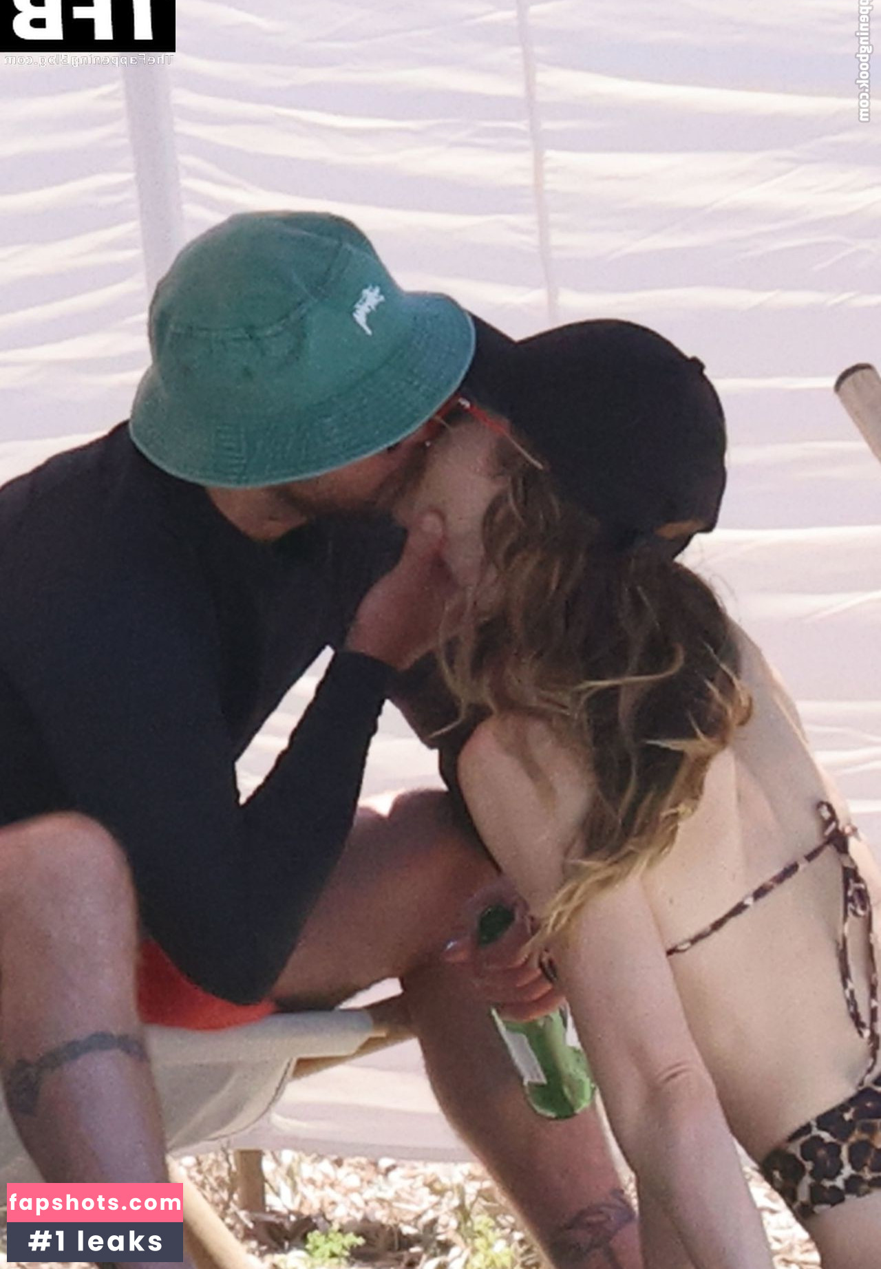 Jessica Biel gallery photo #836