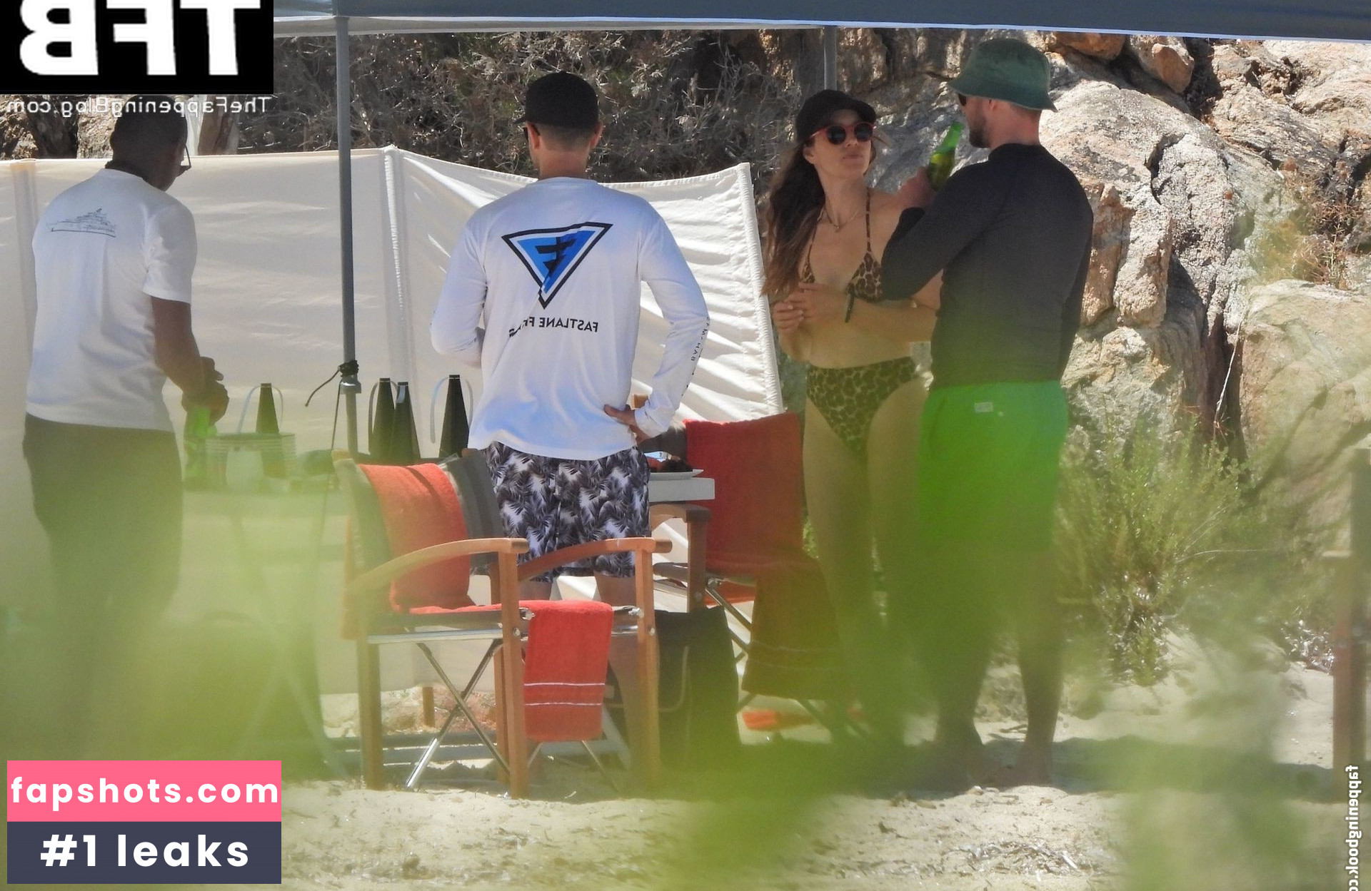 Jessica Biel gallery photo #910