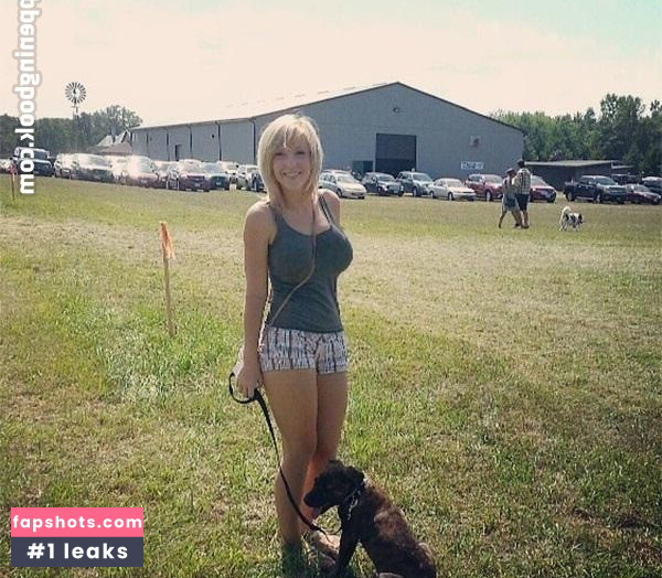 Jessica Blondet nude babe gallery