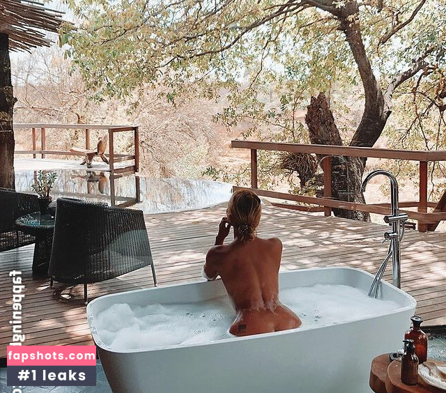 Jessica Book gallery photo #5