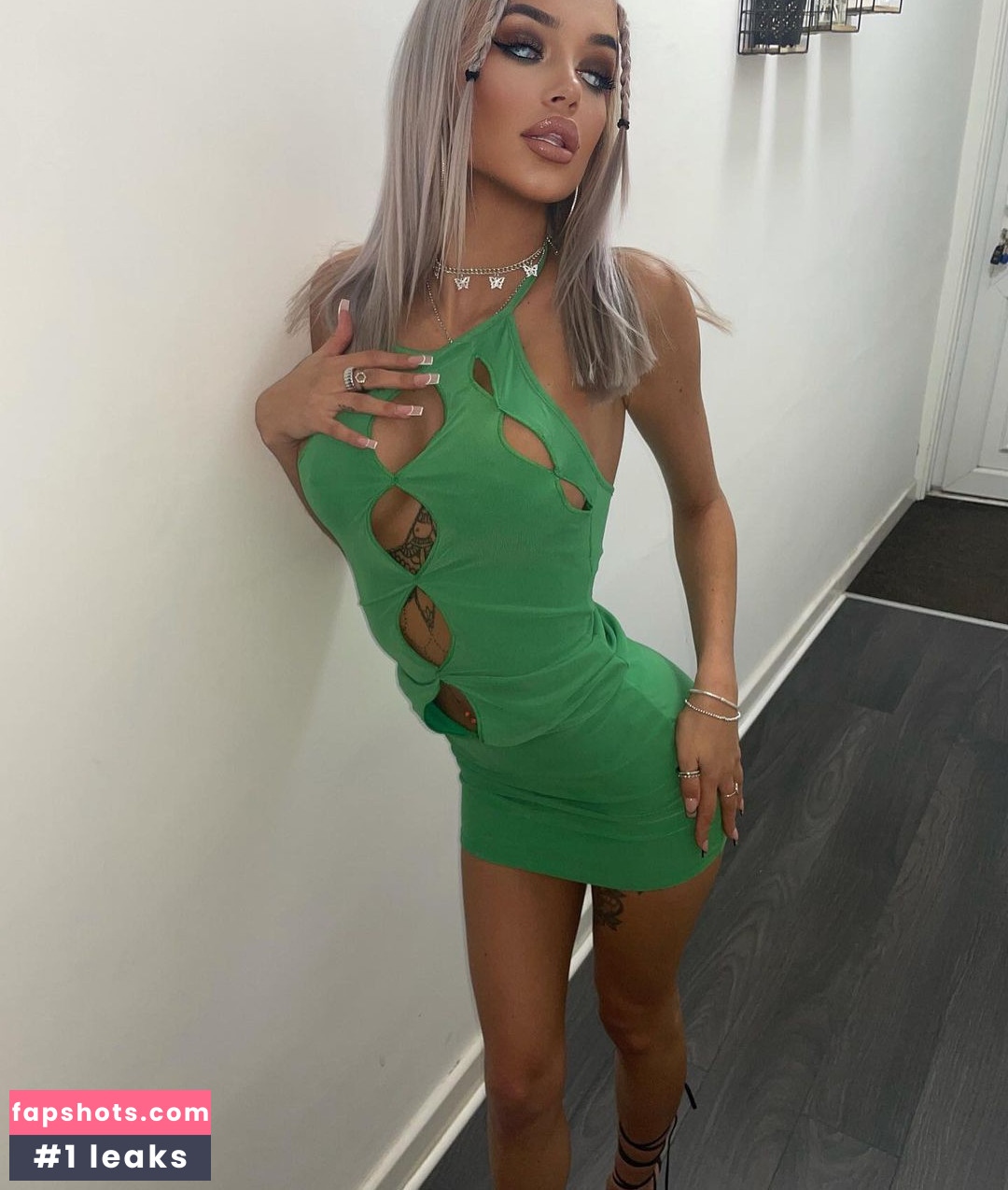 Jessica Brassington gallery photo #26