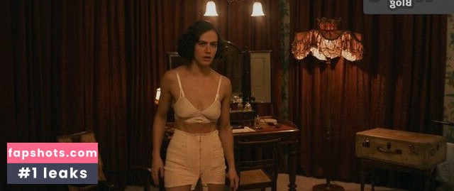 Jessica Brown Findlay gallery photo #2