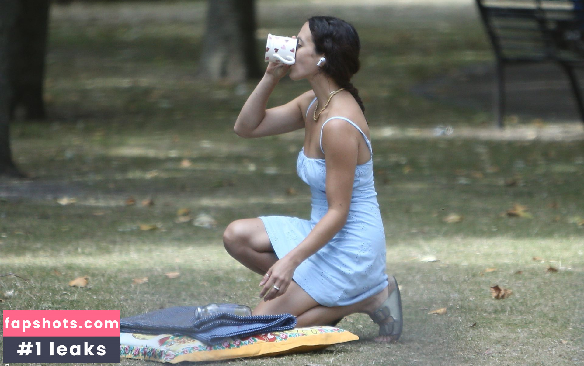 Jessica Brown Findlay gallery photo #51