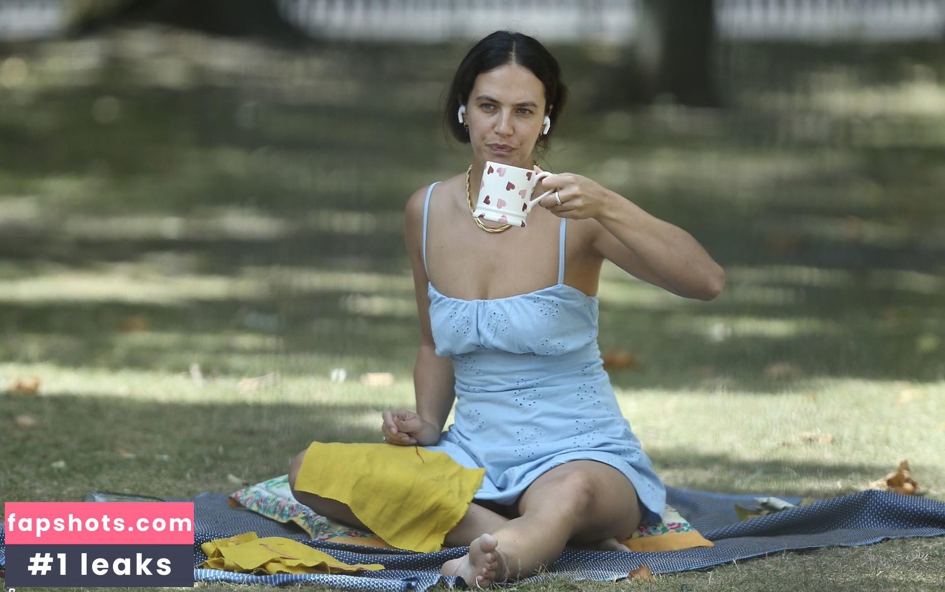 Jessica Brown Findlay gallery photo #64