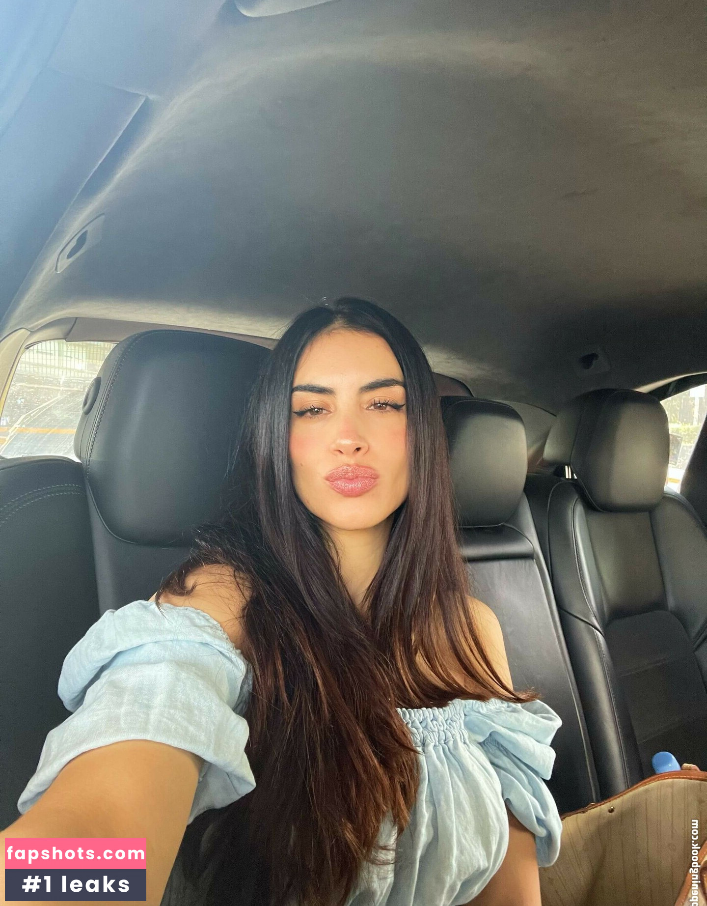 Jessica Cediel gallery photo #2