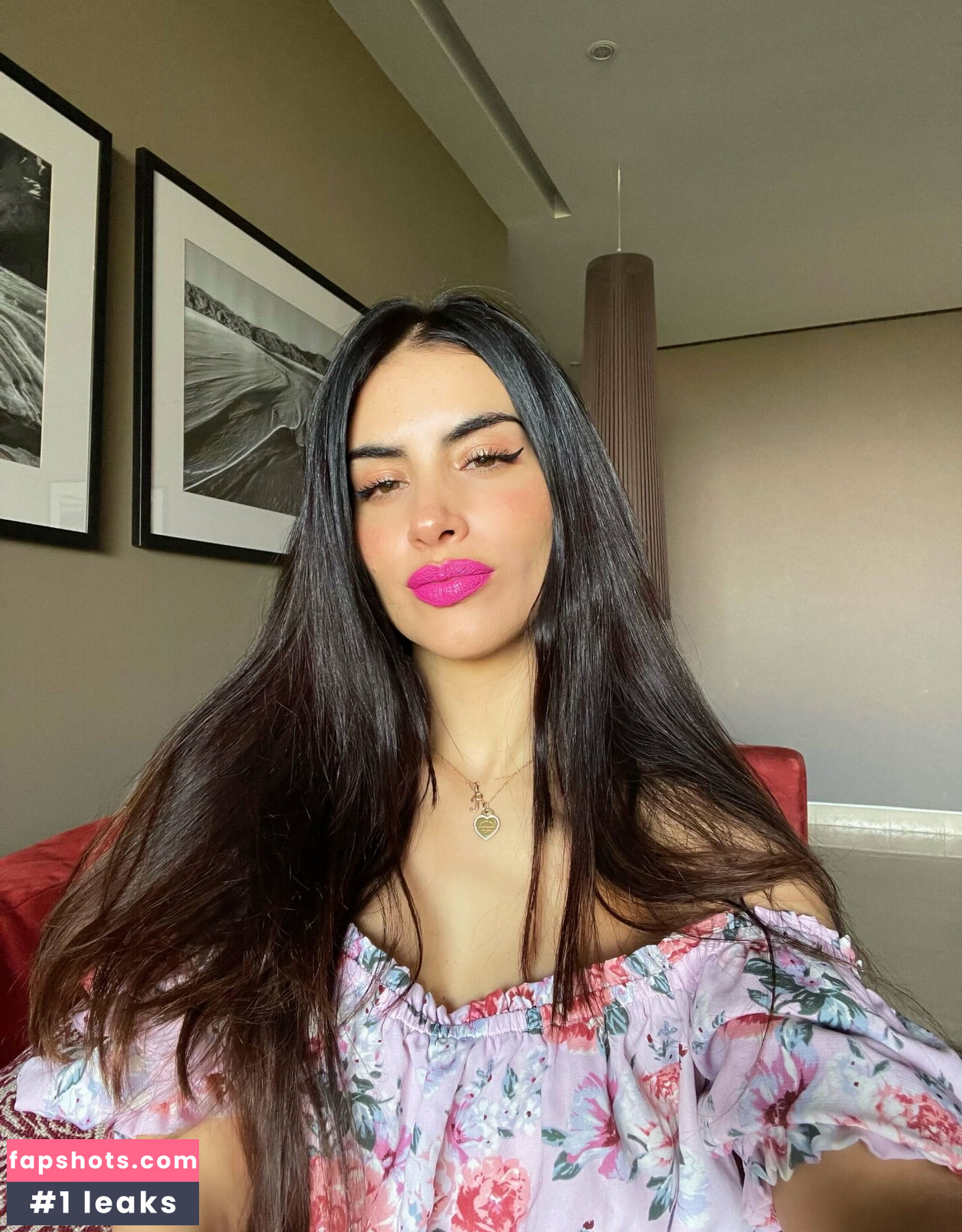 Jessica Cediel gallery photo #10