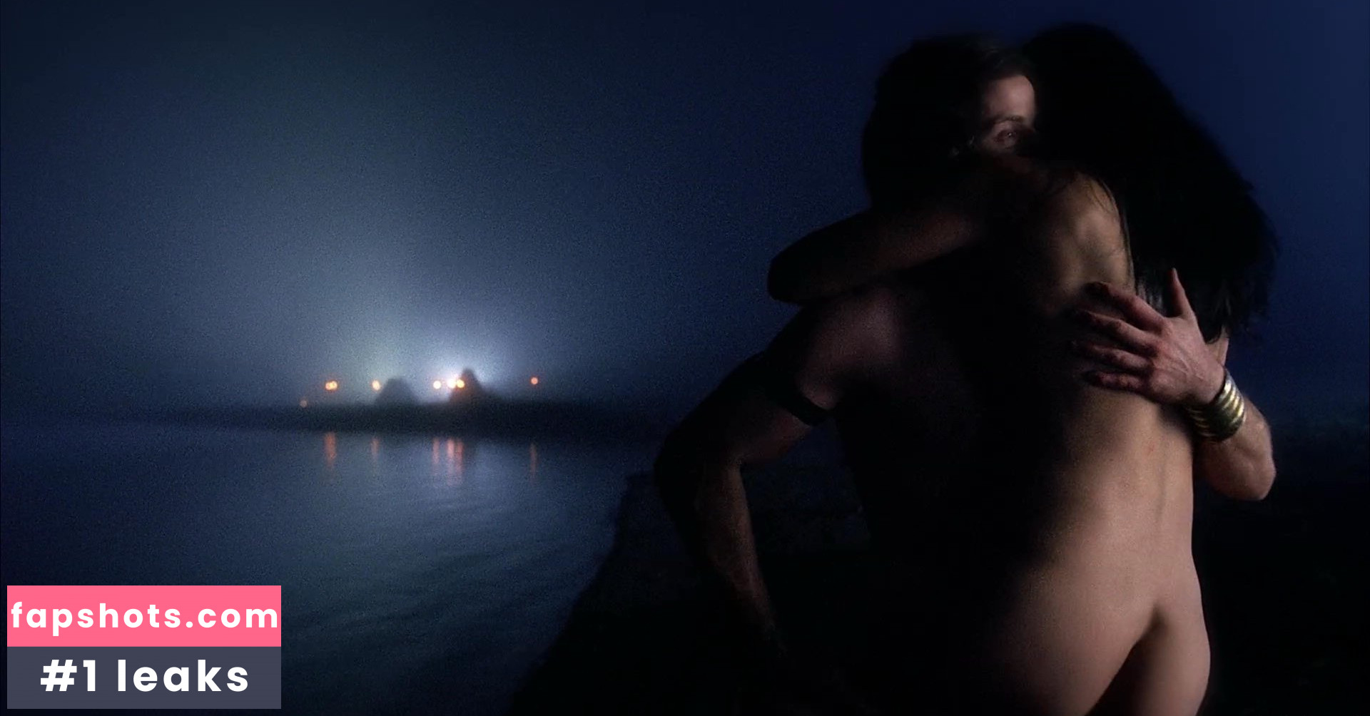 Jessica Clark gallery photo #29