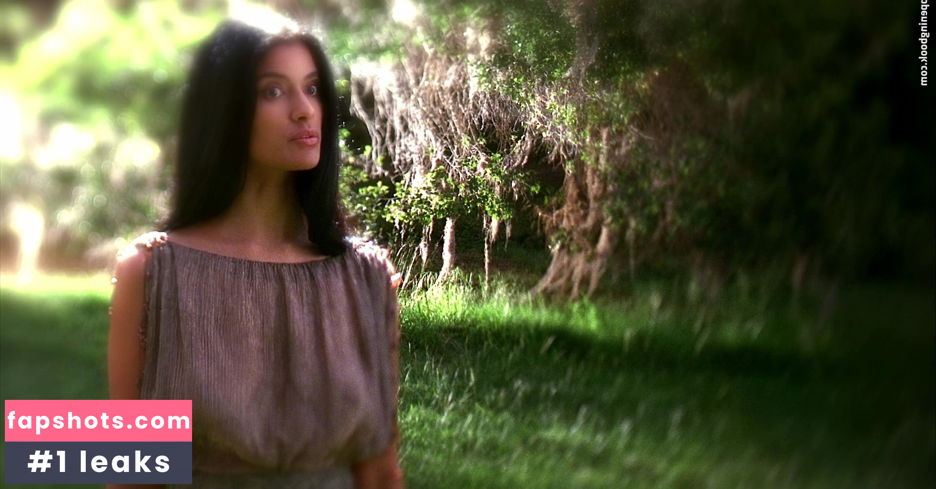 Jessica Clark gallery photo #30