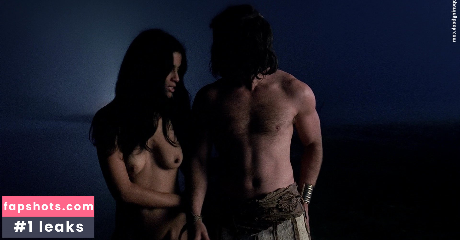 Jessica Clark gallery photo #32