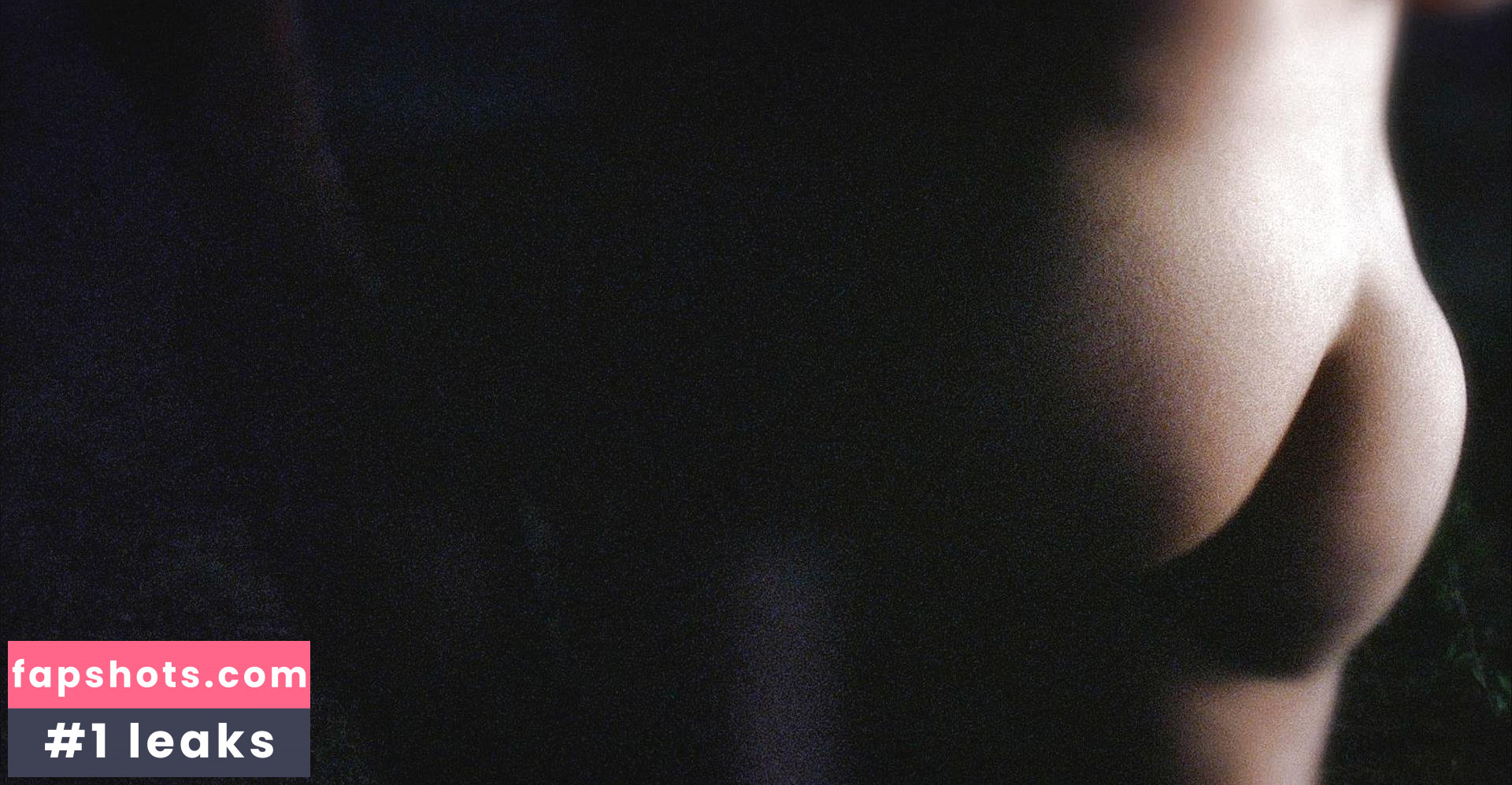 Jessica Clark gallery photo #35