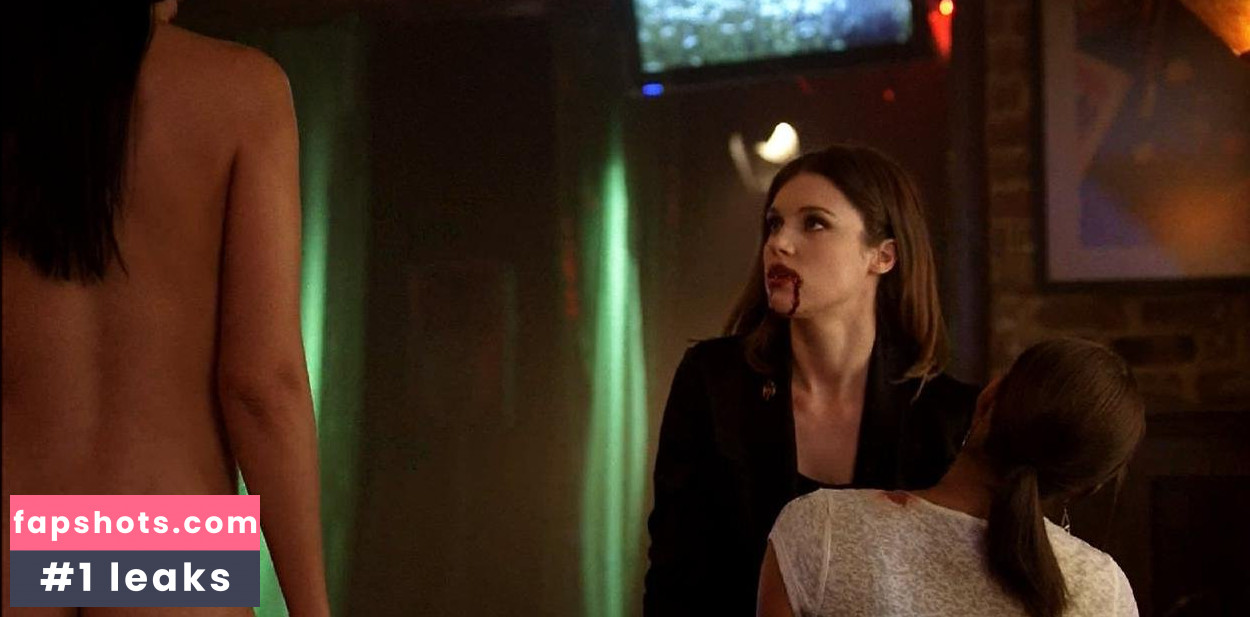 Jessica Clark gallery photo #61