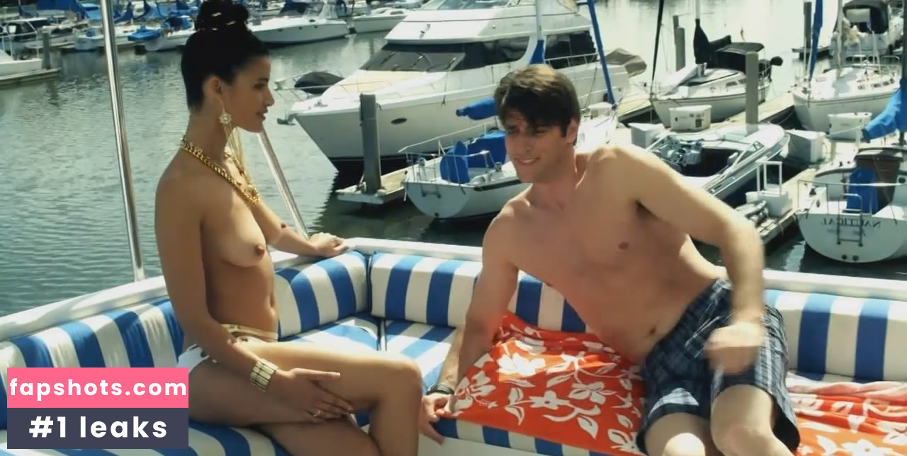 Jessica Clark gallery photo #69