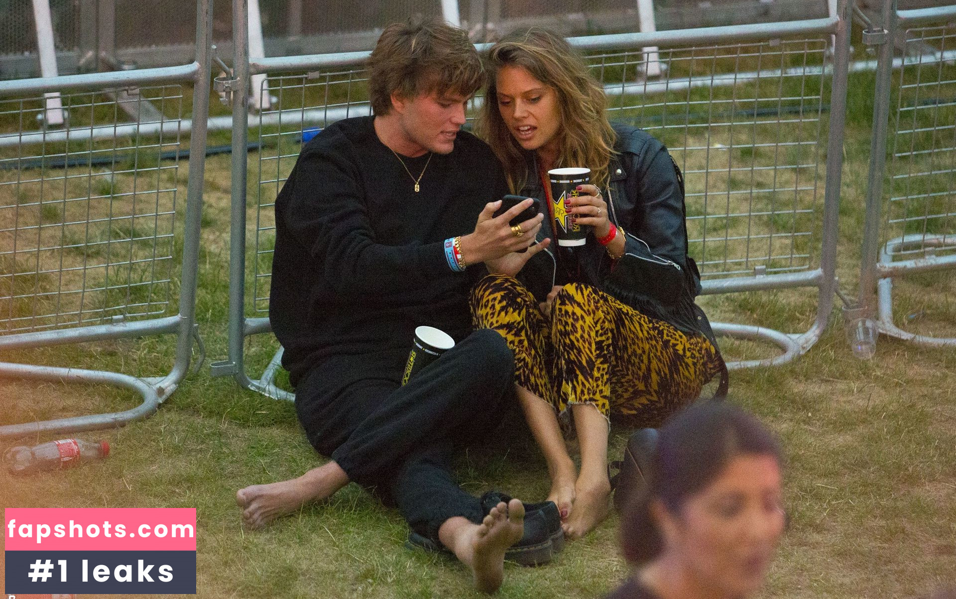 Jessica Clarke gallery photo #14