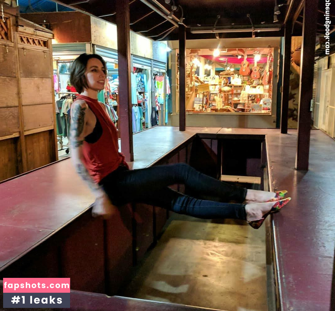 Jessica Conditt Nude Leaks OnlyFans Photos #13 - LeakJerk