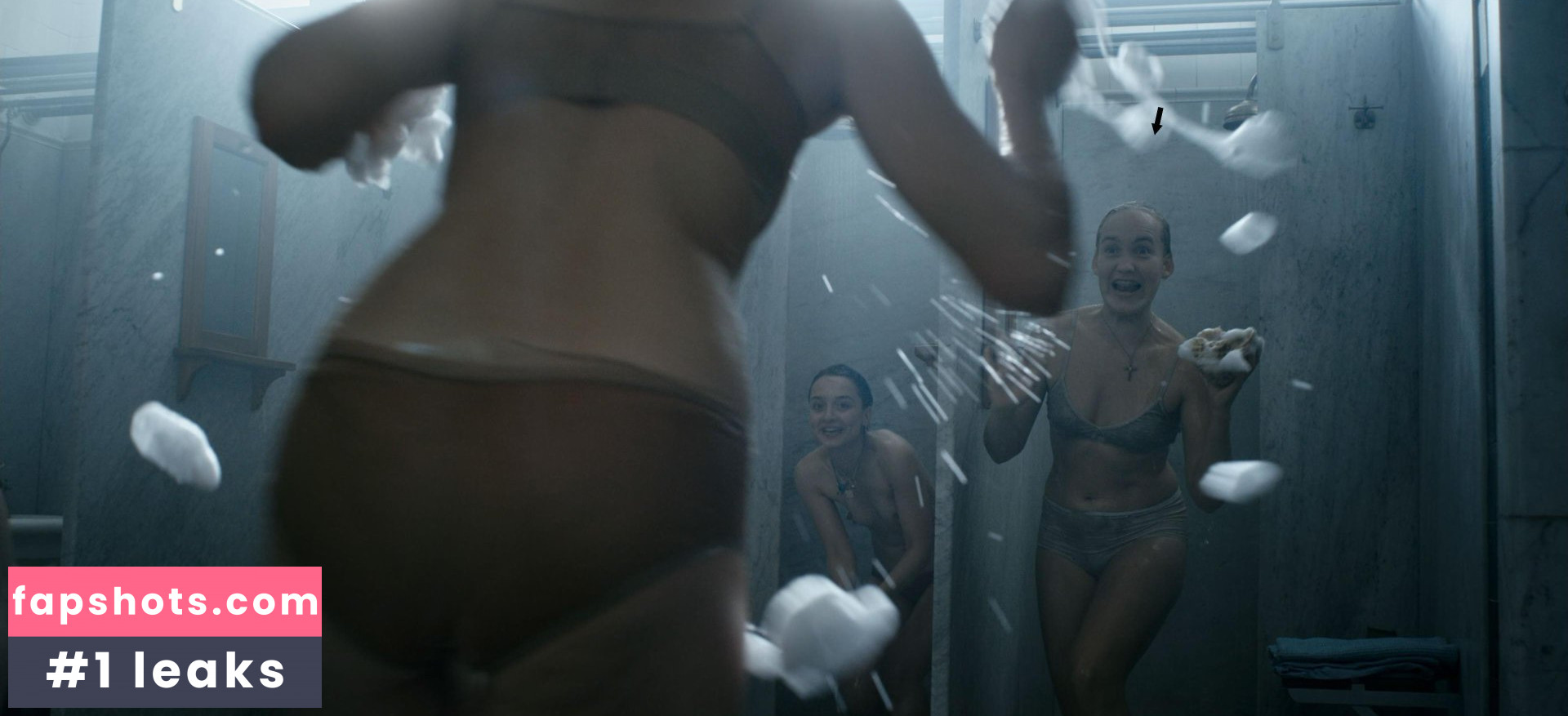 Jessica Dinnage gallery photo #3