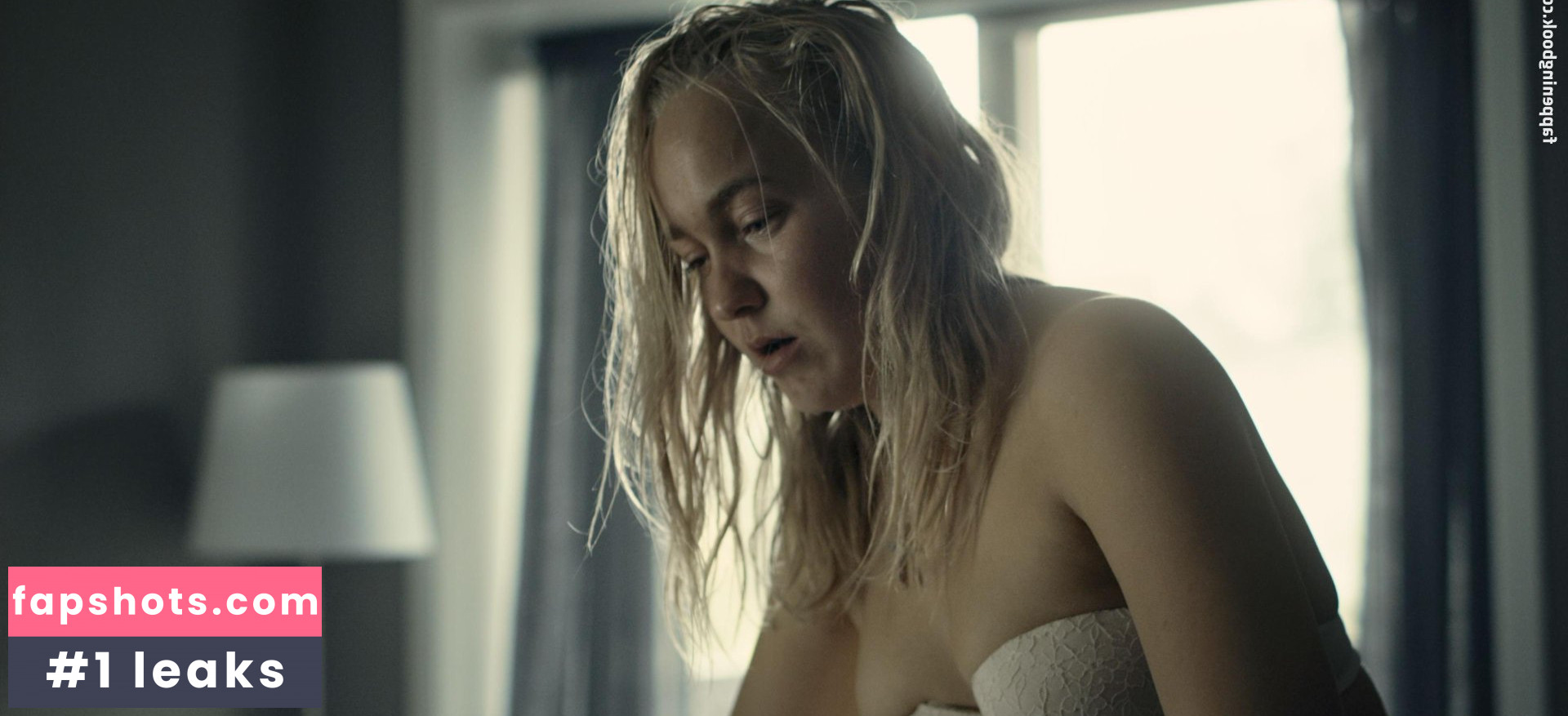 Jessica Dinnage gallery photo #7