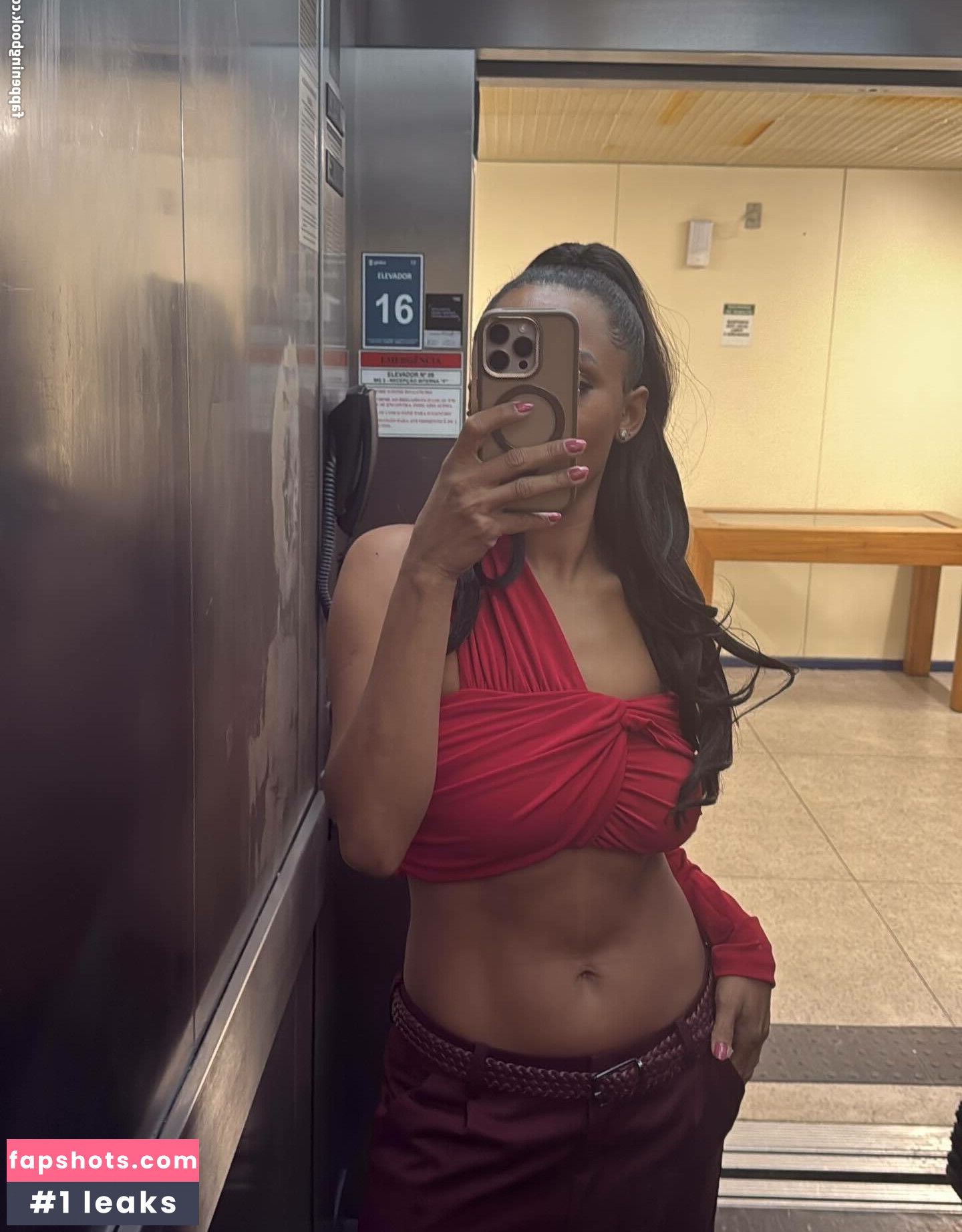 Jessica Ellen gallery photo #2