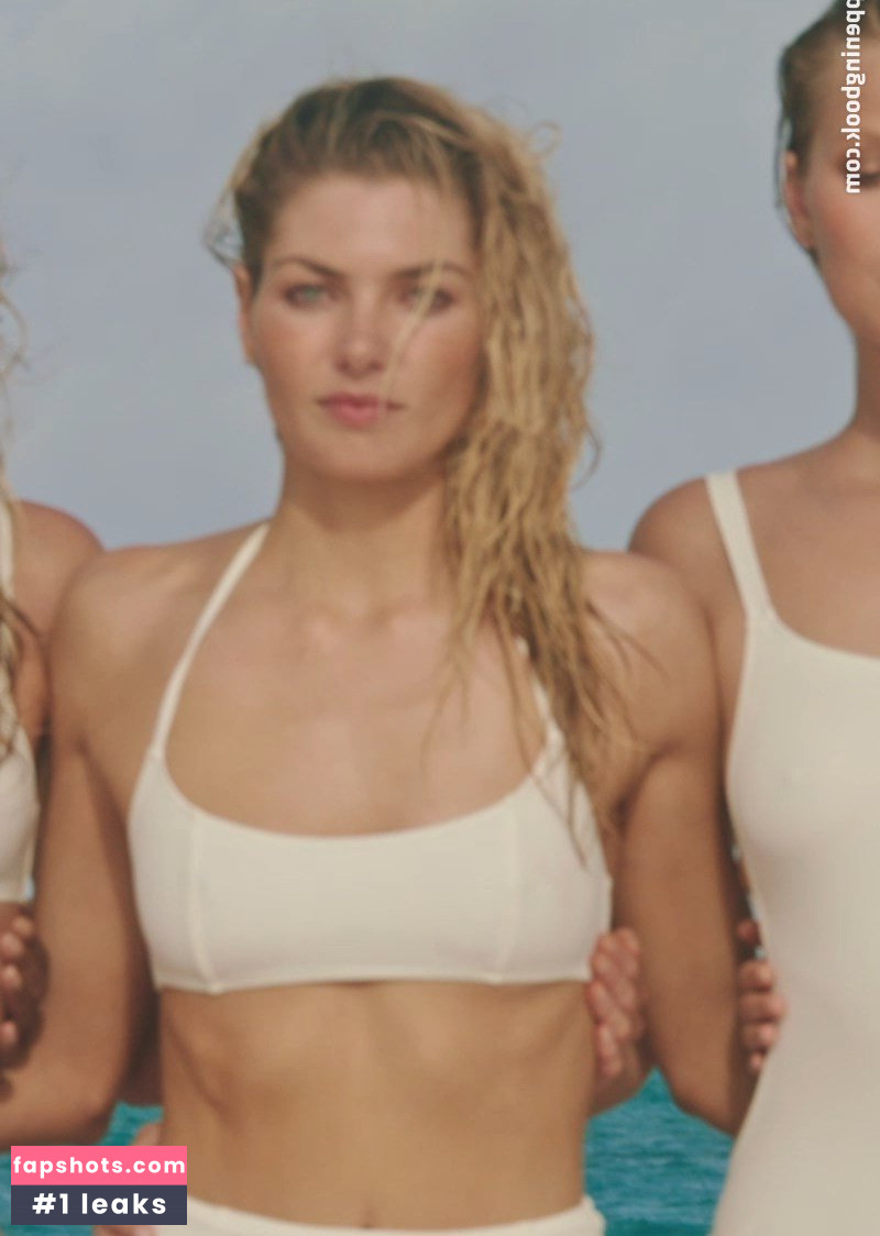 Jessica Hart gallery photo #225