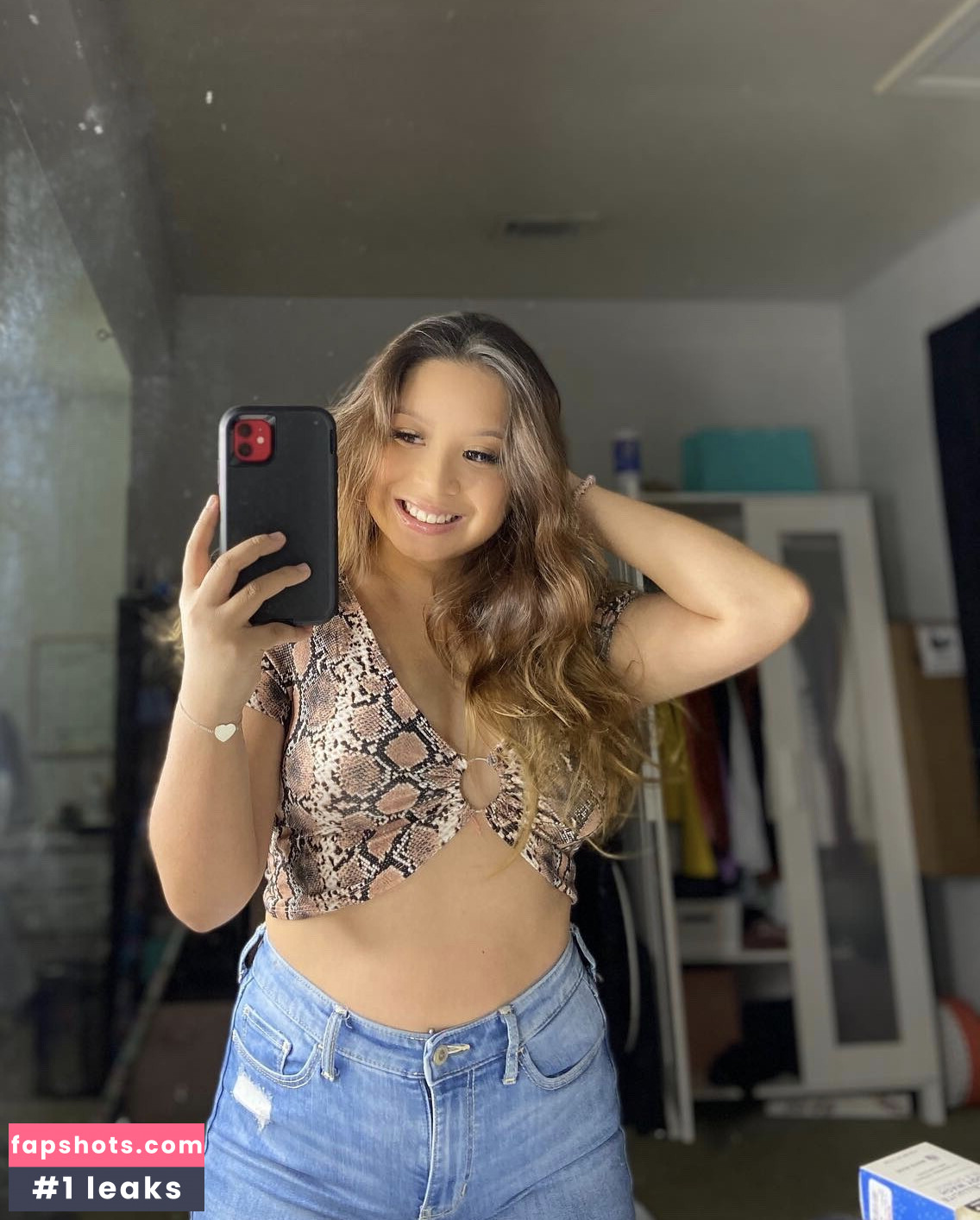 Jessica Huynh gallery photo #5