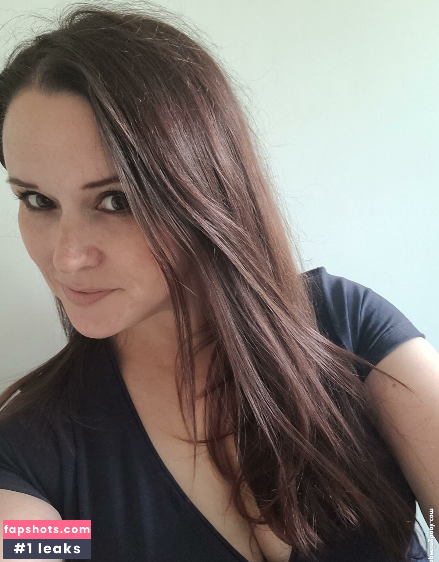 Jessica Johnson gallery photo #15